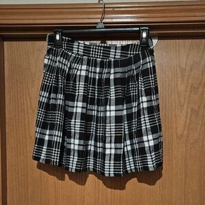 PrettyLittleThing Black and White Plaid Mini Skirt